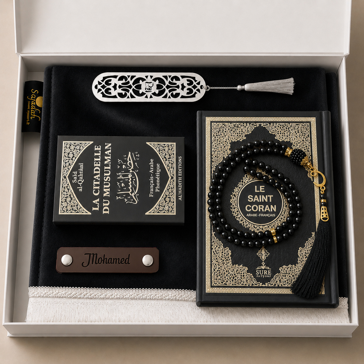 La collection de coffrets tapis de prière personnalisables Sajadah.