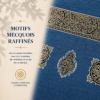 Zoom sur les broderies du tapis de prière Mecquois bleu Sajadah.