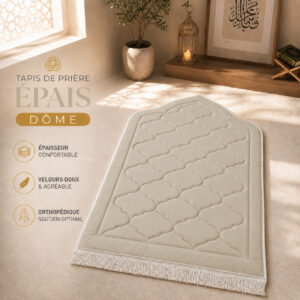 Le tapis de prière épais blanc Ivoire Sajadah en forme de dôme.