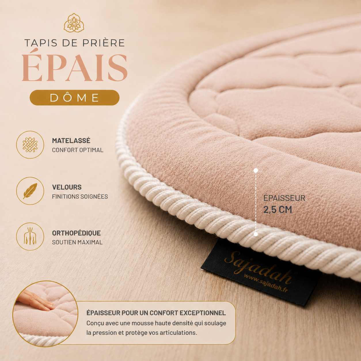 Zoom sur la qualité premium du velours turc du tapis de prière épais Dôme rose Pâle Sajadah.